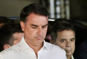 Aliados apontam erros e falhas estratégicas na campanha de Flávio Bolsonaro