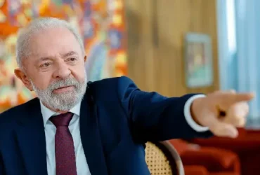 Chanceler israelense retoma críticas a Lula por acusações de genocídio na guerra