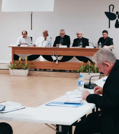 CNBB define regras de pronunciamento oficial apos carta de bispos