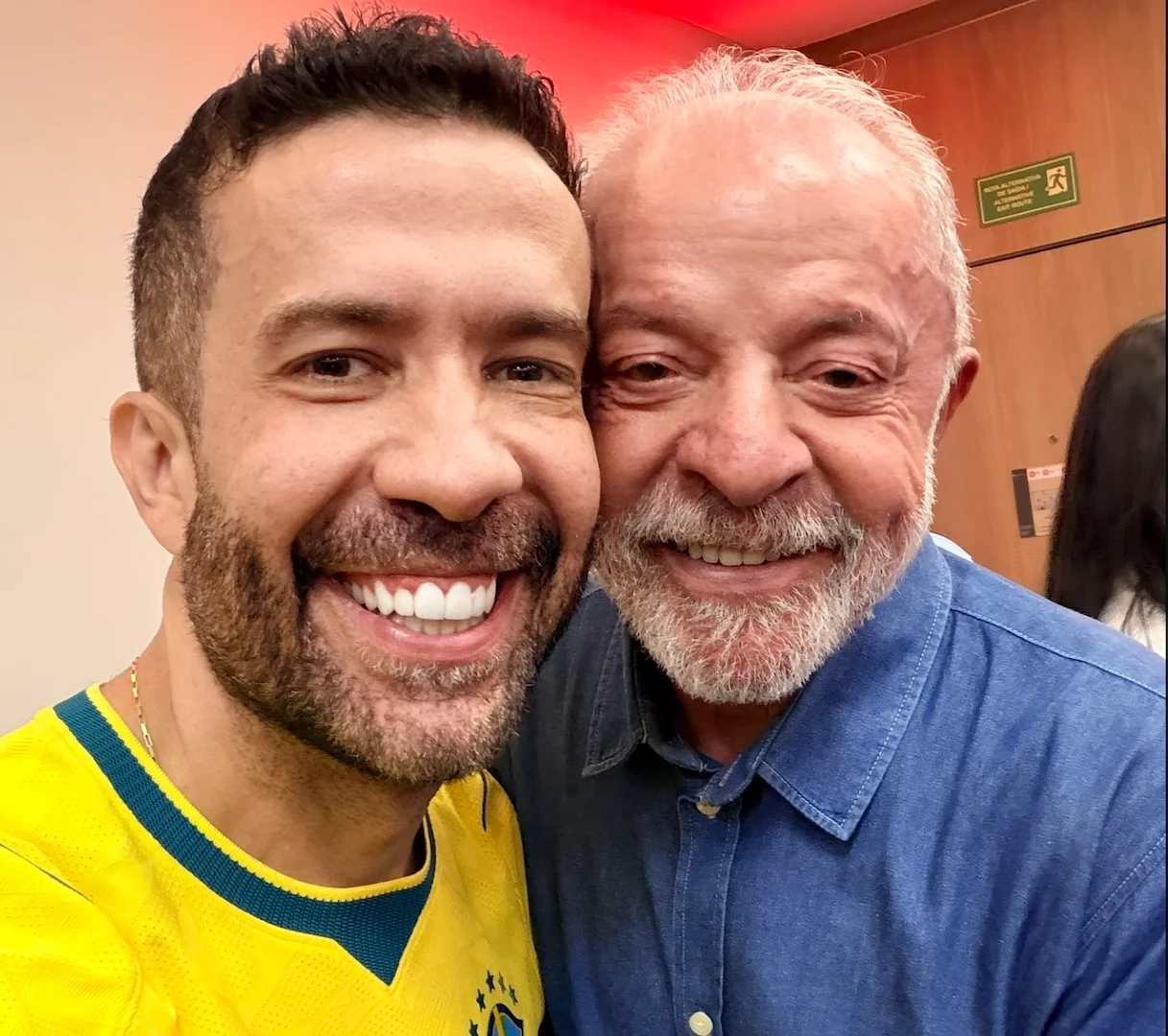 Deputado André Janones convoca manifestações de rua após vitória Eleitoral de Lula