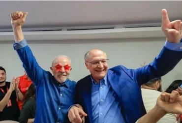 Lula comemora quarto mandato presidencial na Avenida Paulista