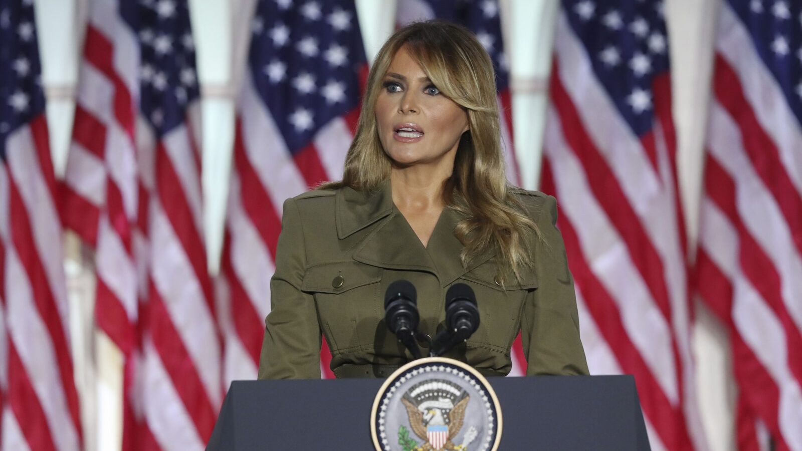 Melania Trump negocia cessar-fogo localizado entre Rússia e Ucrânia