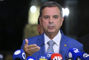 Rogério Marinho aponta interferência em decisão sobre horário de votação