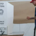 Segundo turno registra menor abstenção em eleições desde 2006 com queda na taxa de faltosos